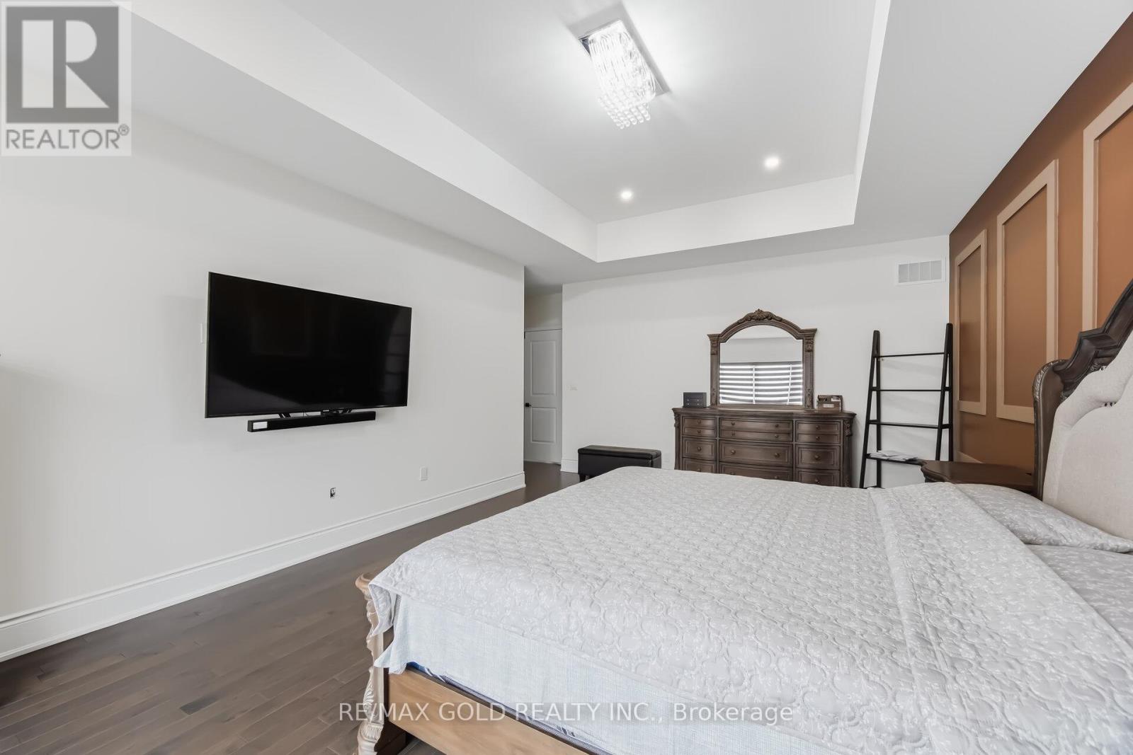 37 Midmorning Road, Brampton, Ontario  L6X 5R5 - Photo 23 - W12903032