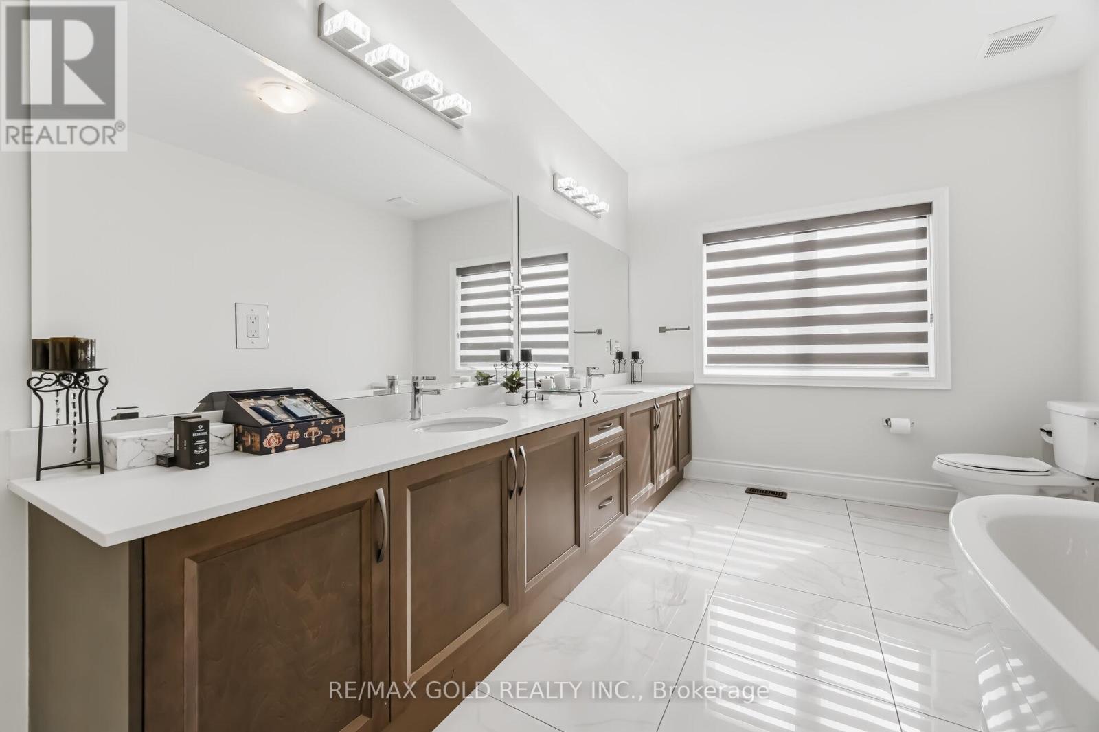 37 Midmorning Road, Brampton, Ontario  L6X 5R5 - Photo 25 - W12903032