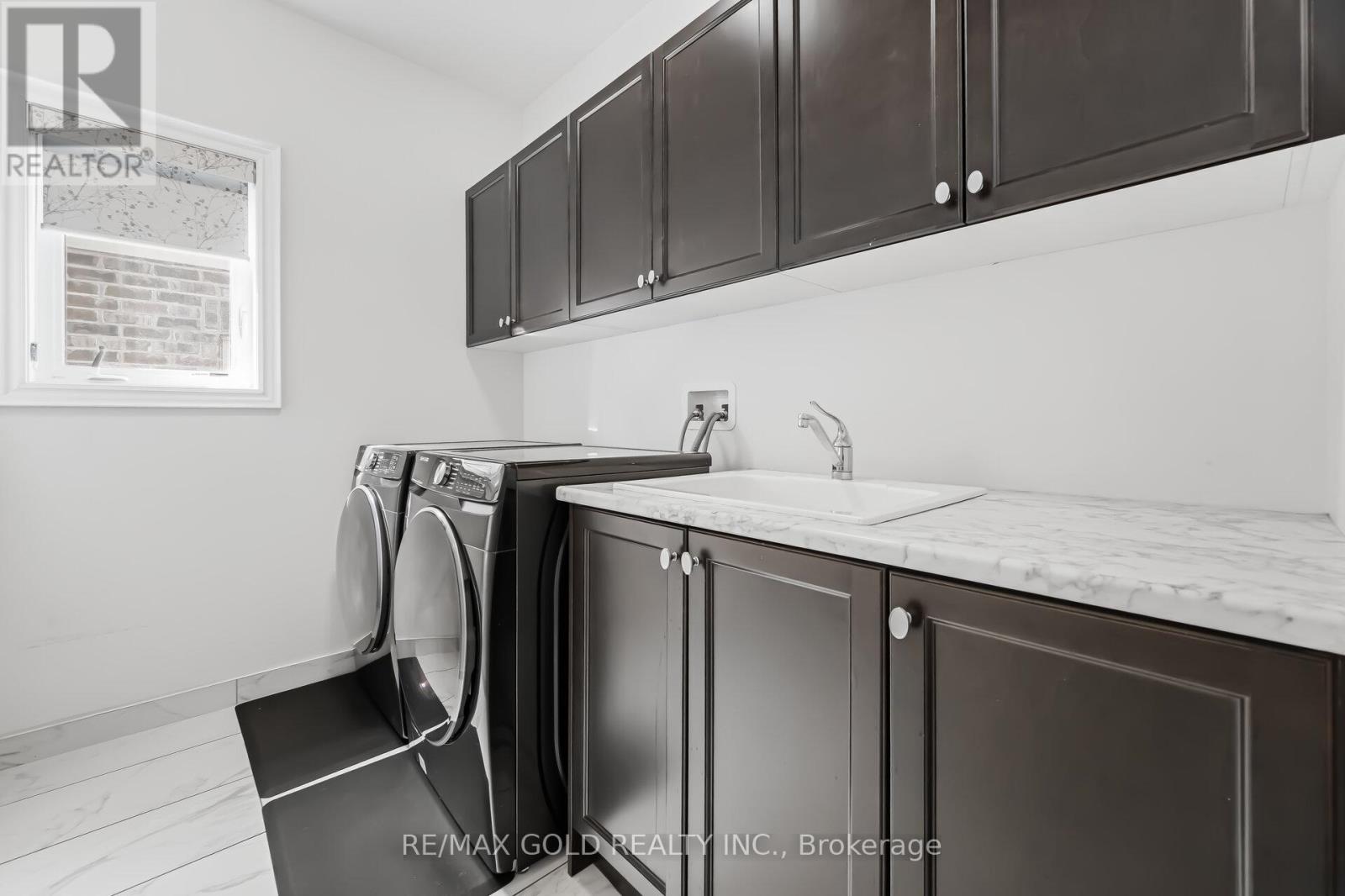 37 Midmorning Road, Brampton, Ontario  L6X 5R5 - Photo 36 - W12903032