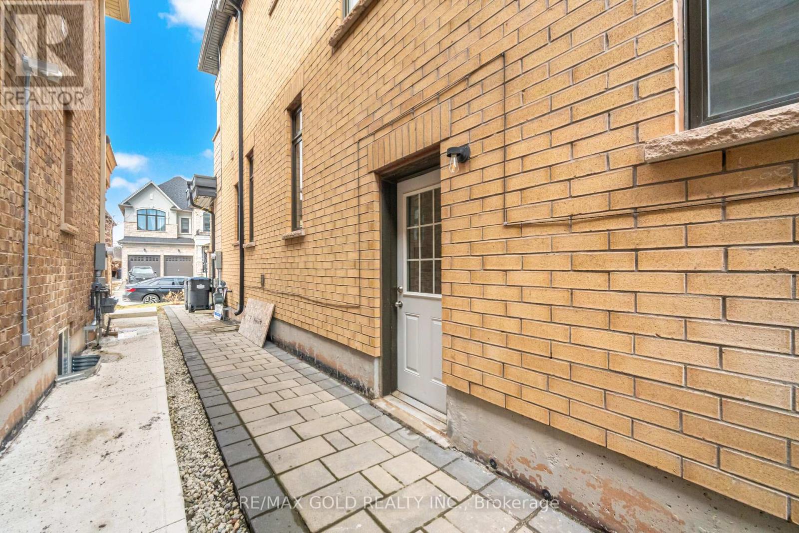 37 Midmorning Road, Brampton, Ontario  L6X 5R5 - Photo 37 - W12903032