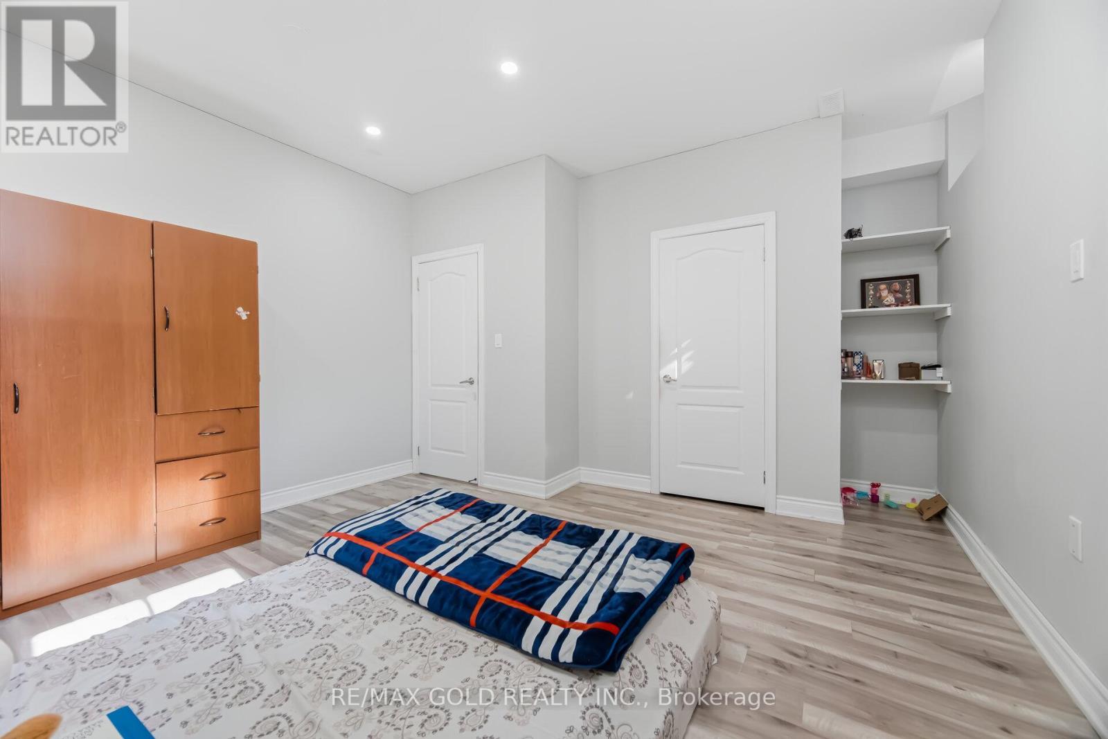 37 Midmorning Road, Brampton, Ontario  L6X 5R5 - Photo 46 - W12903032