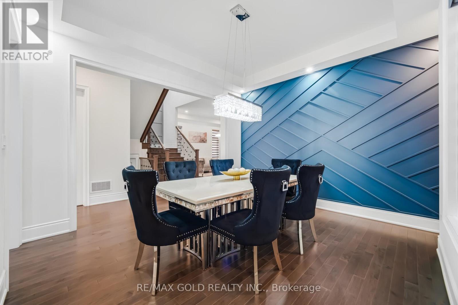 37 Midmorning Road, Brampton, Ontario  L6X 5R5 - Photo 8 - W12903032