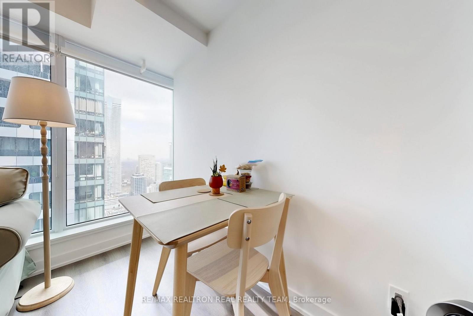 4707 - 8 Wellesley Street W, Toronto (Bay Street Corridor), Ontario  M4Y 0J5 - Photo 17 - C12901474