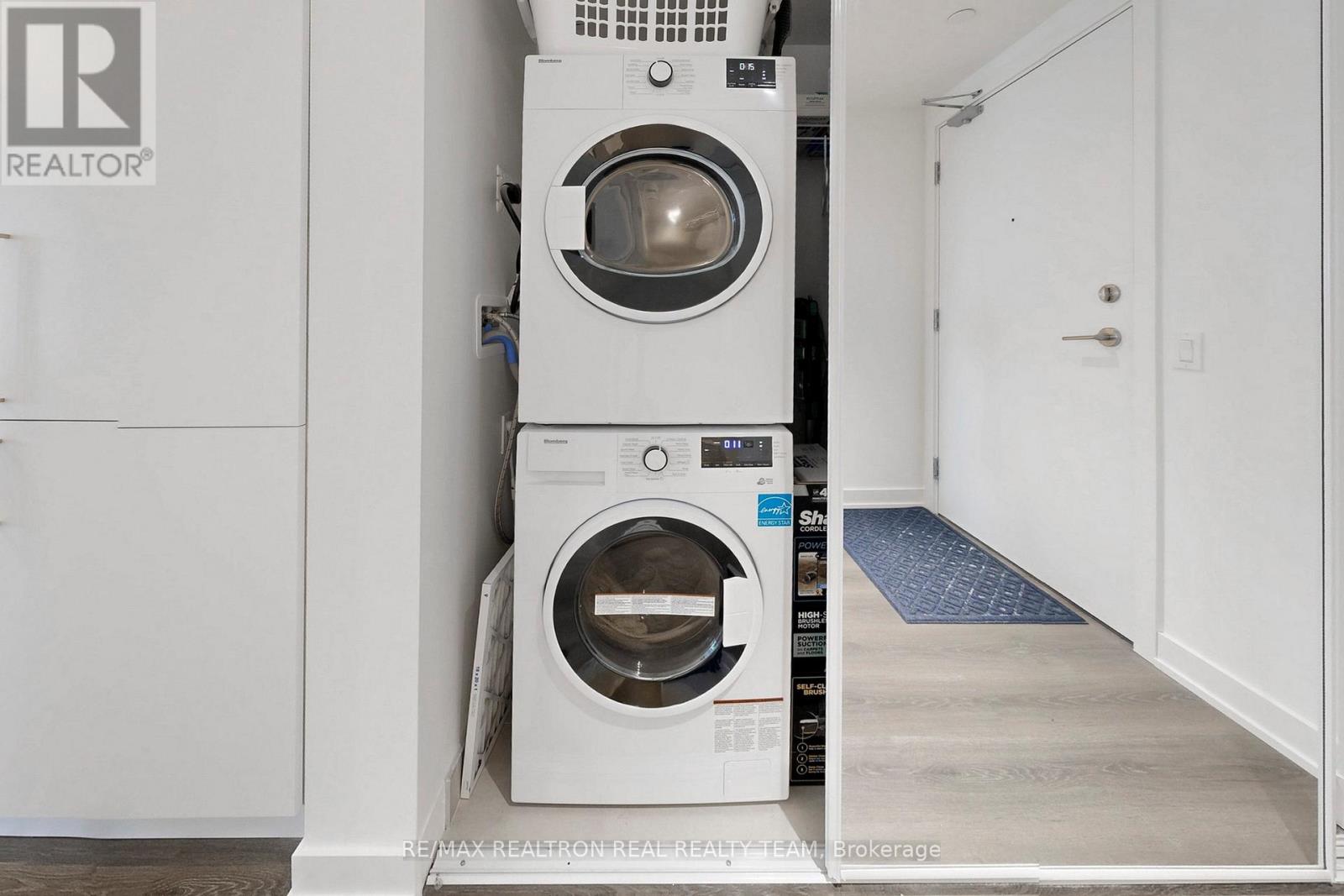 4707 - 8 Wellesley Street W, Toronto (Bay Street Corridor), Ontario  M4Y 0J5 - Photo 21 - C12901474