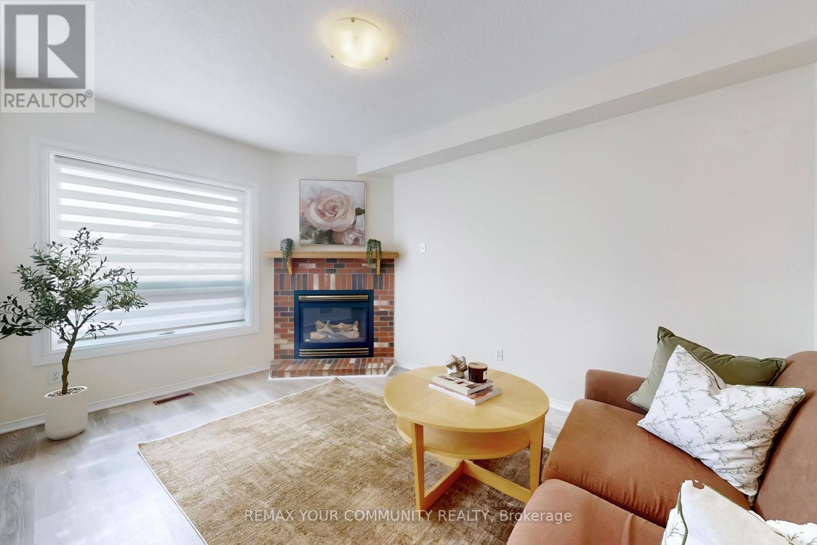 219 Surgeoner Crescent, Newmarket (Summerhill Estates), Ontario  L3X 7C1 - Photo 13 - N12903022