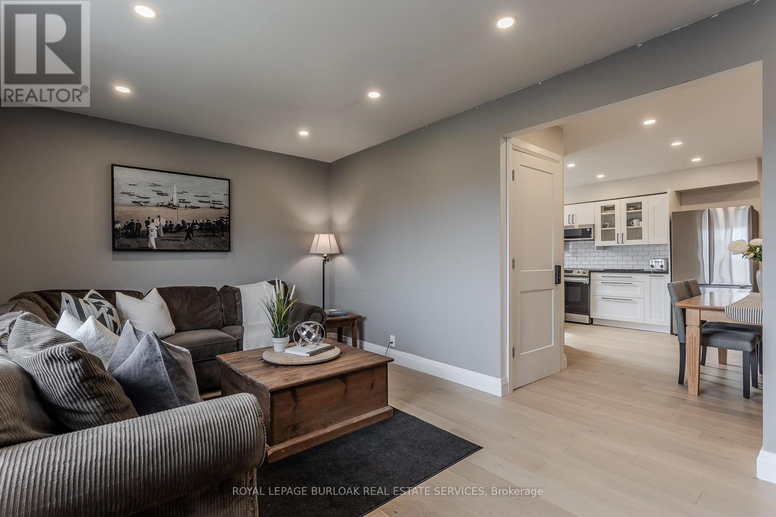 128 Margaret Avenue, Hamilton (Stoney Creek), Ontario  L8G 3G8 - Photo 9 - X12902950