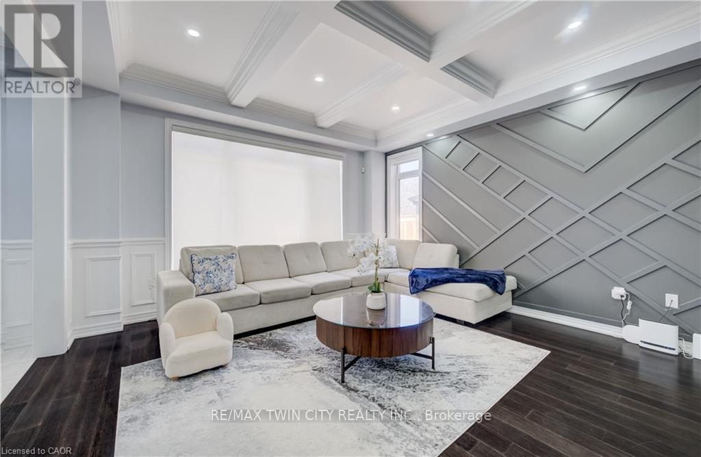 524 Linden Drive, Cambridge, Ontario  N3H 5L5 - Photo 9 - X12903028