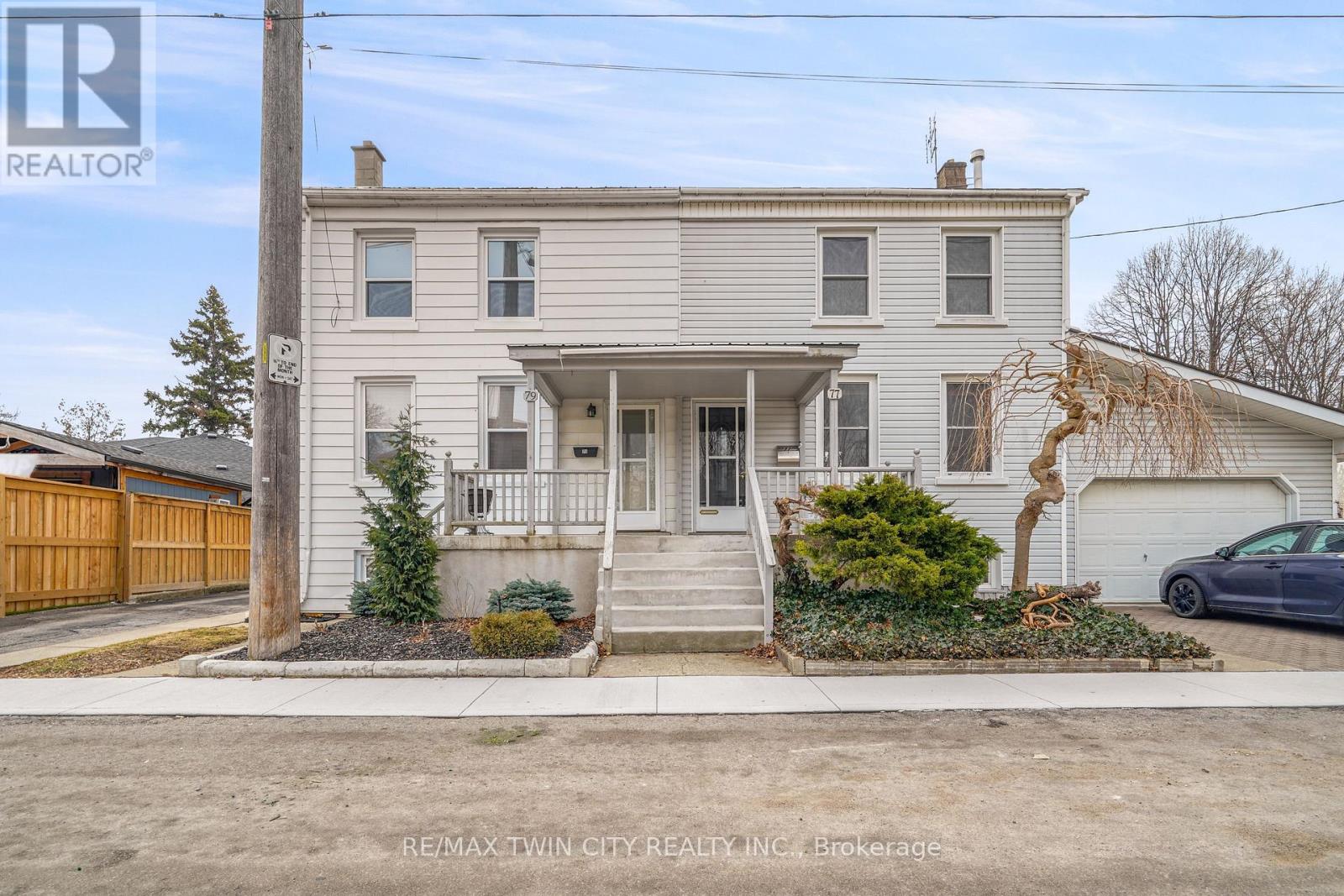 79 Palace Street, Brantford, Ontario  N3T 3W8 - Photo 3 - X12903062