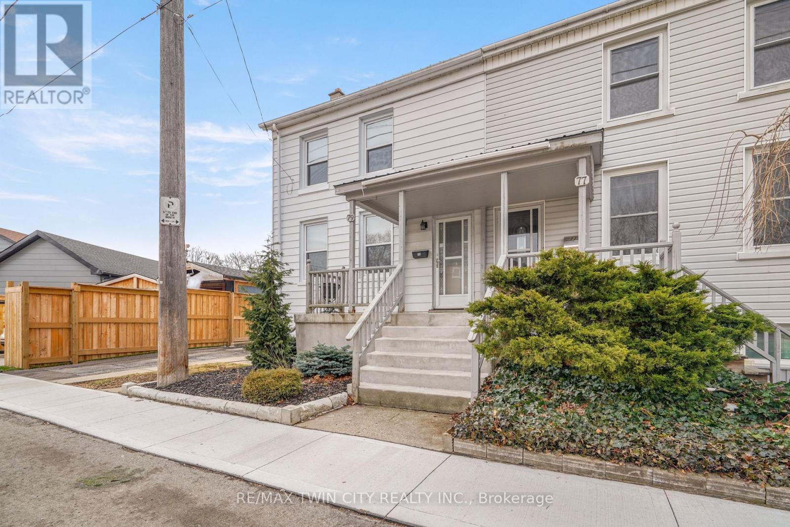 79 Palace Street, Brantford, Ontario  N3T 3W8 - Photo 4 - X12903062