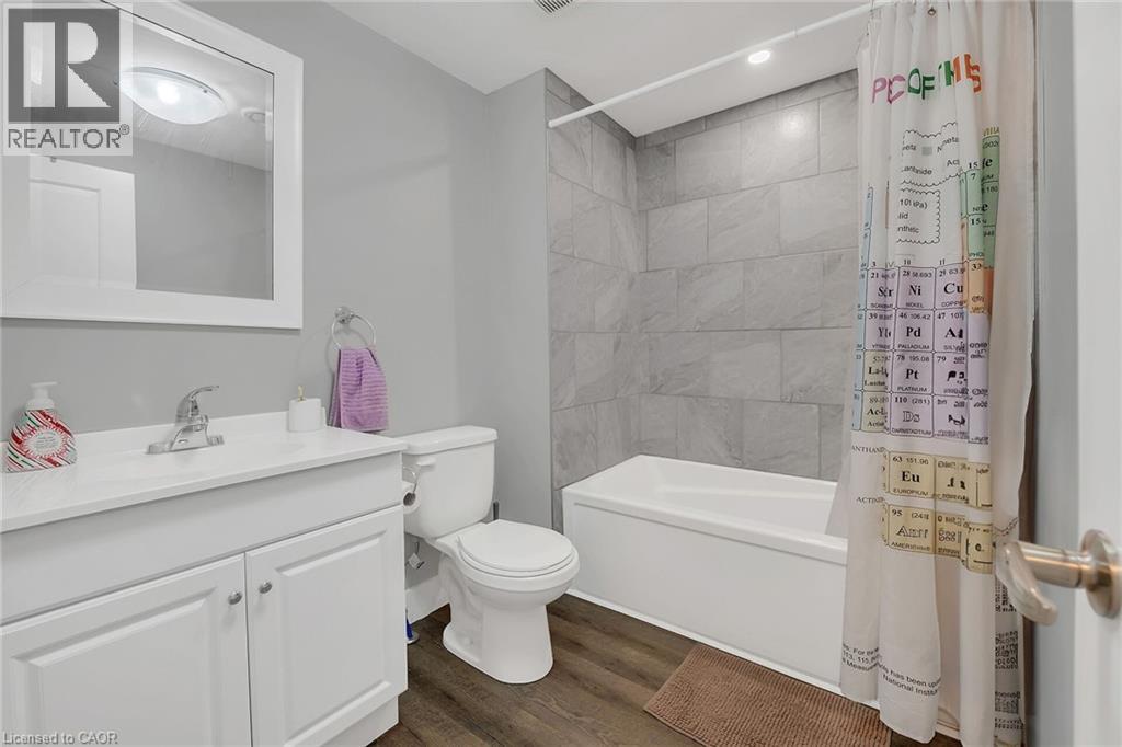 407 Castlegrove Place, London, Ontario  N6G 1L1 - Photo 17 - 40812897