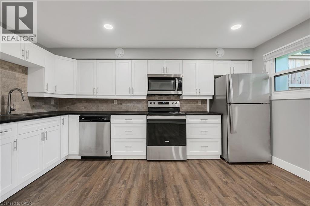 407 Castlegrove Place, London, Ontario  N6G 1L1 - Photo 22 - 40812897