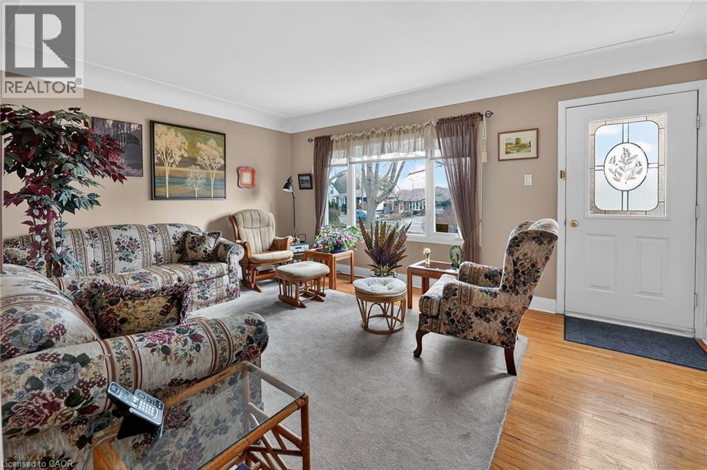 172 Ridge Street, Hamilton, Ontario  L9A 2X5 - Photo 5 - 40813453