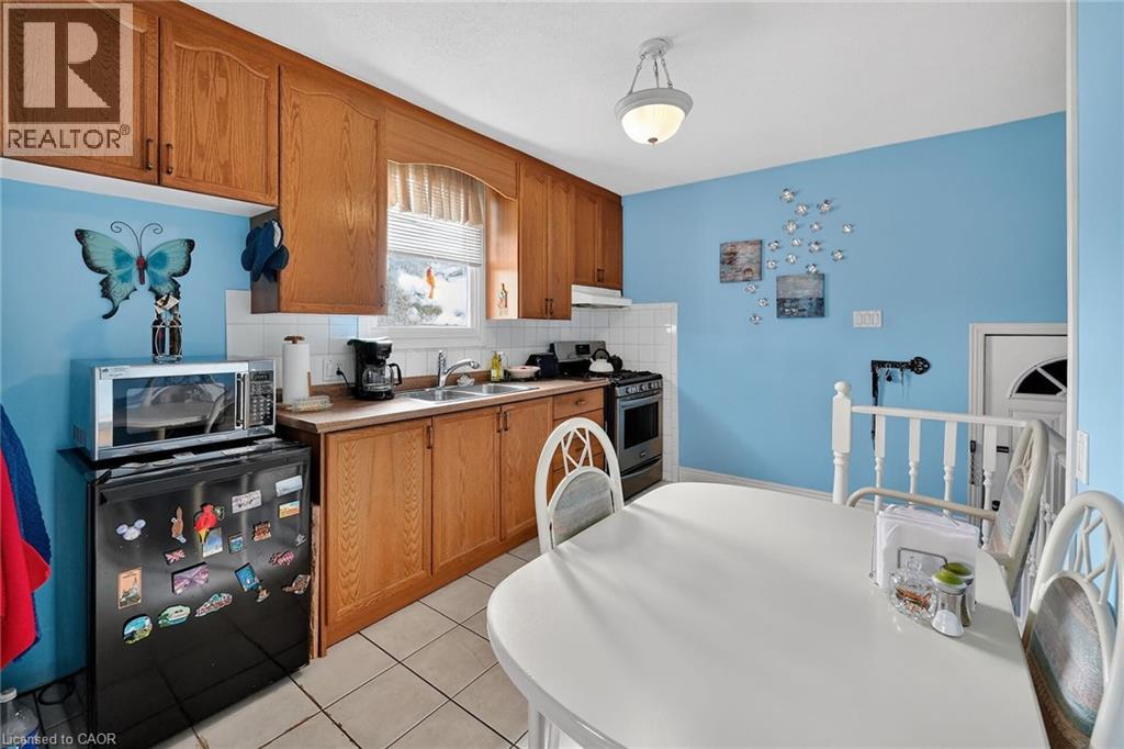 172 Ridge Street, Hamilton, Ontario  L9A 2X5 - Photo 9 - 40813453