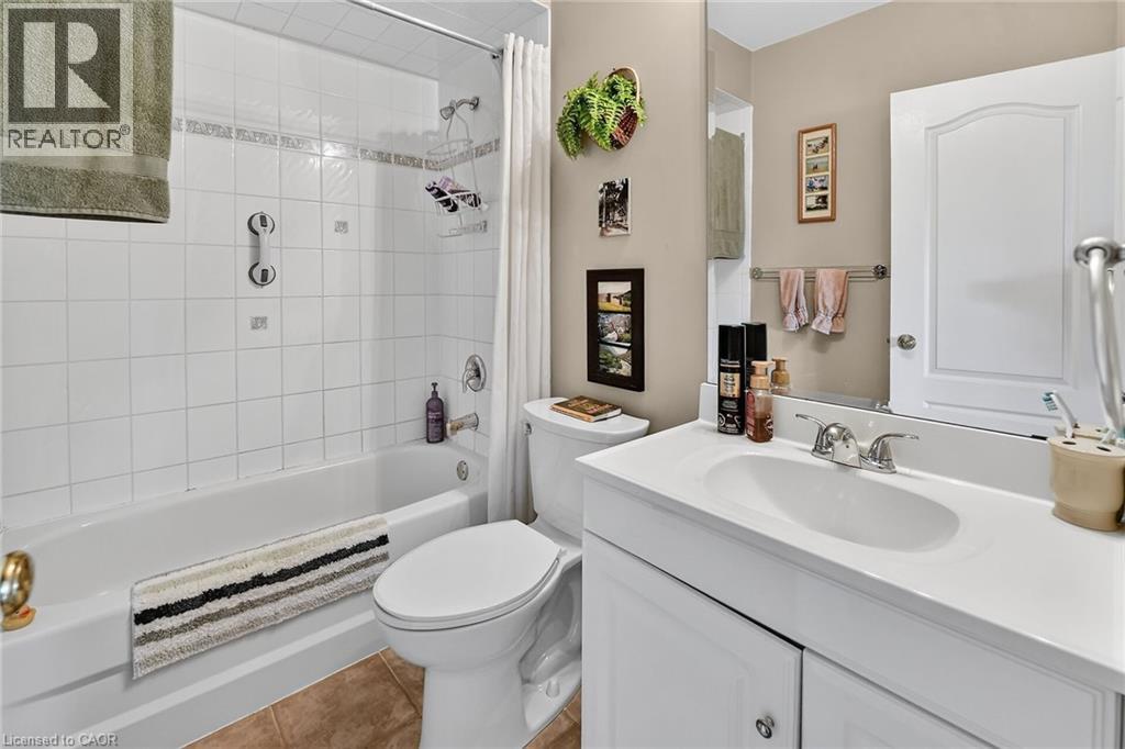 172 Ridge Street, Hamilton, Ontario  L9A 2X5 - Photo 16 - 40813453