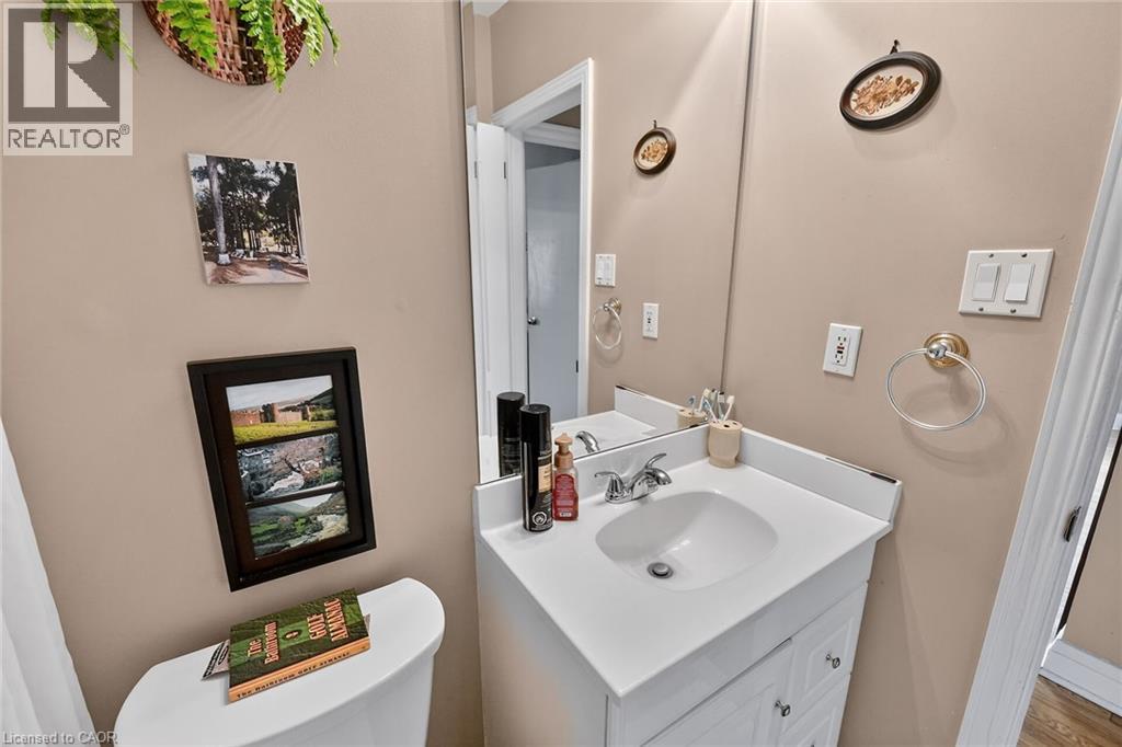 172 Ridge Street, Hamilton, Ontario  L9A 2X5 - Photo 17 - 40813453