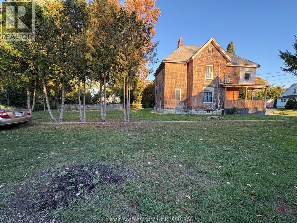 27 & 31 Wade Street, Chatham, Ontario  N7M 3T6 - Photo 3 - 26005747