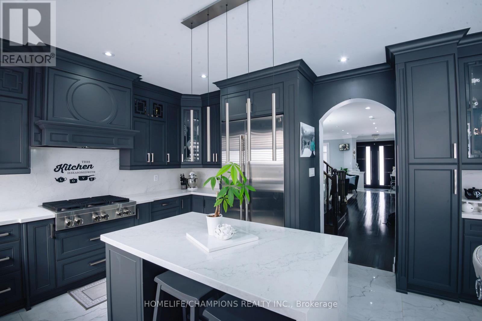 105 Braith Crescent, Whitchurch-Stouffville, Ontario  L4A 0B9 - Photo 11 - N12901372