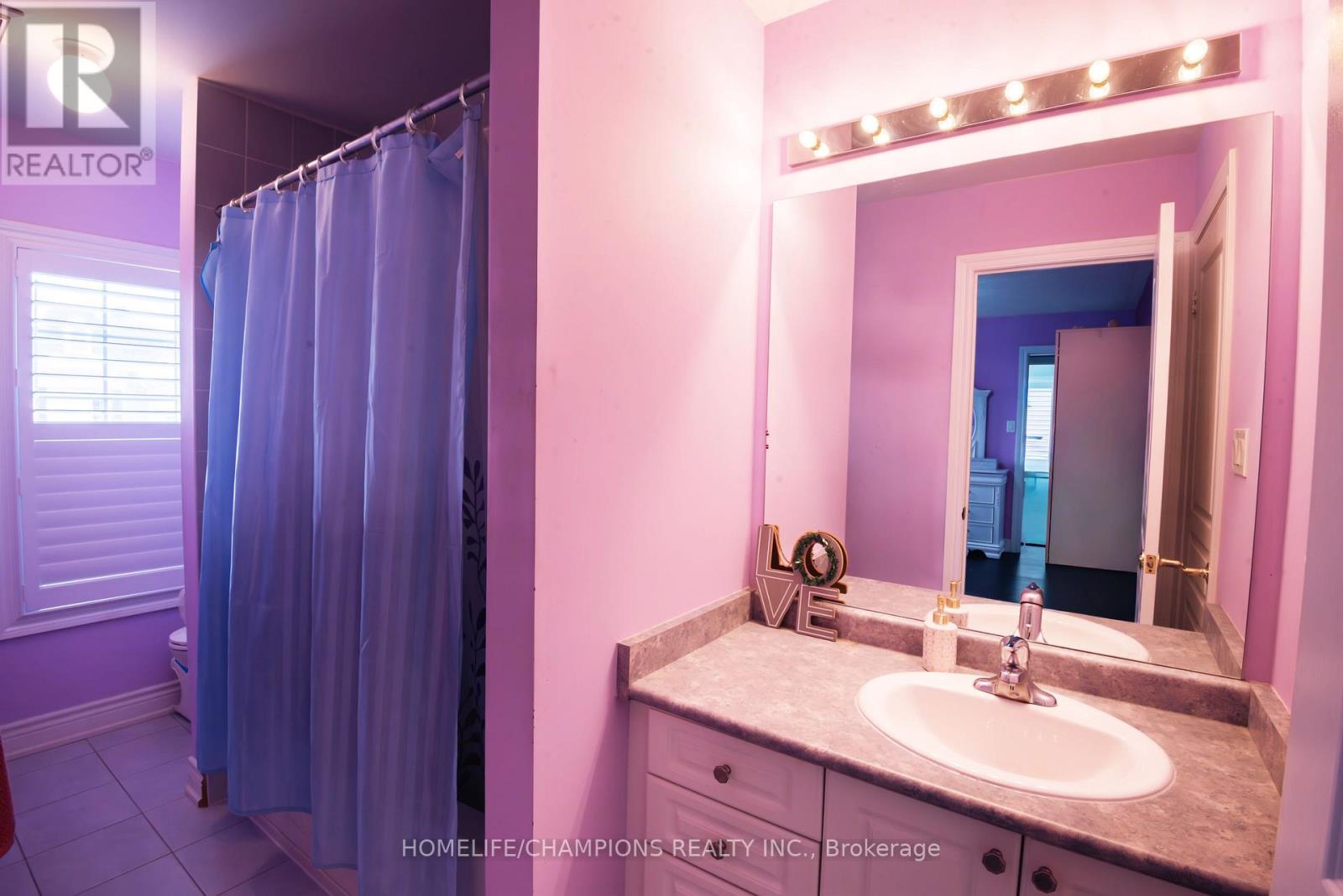 105 Braith Crescent, Whitchurch-Stouffville, Ontario  L4A 0B9 - Photo 20 - N12901372