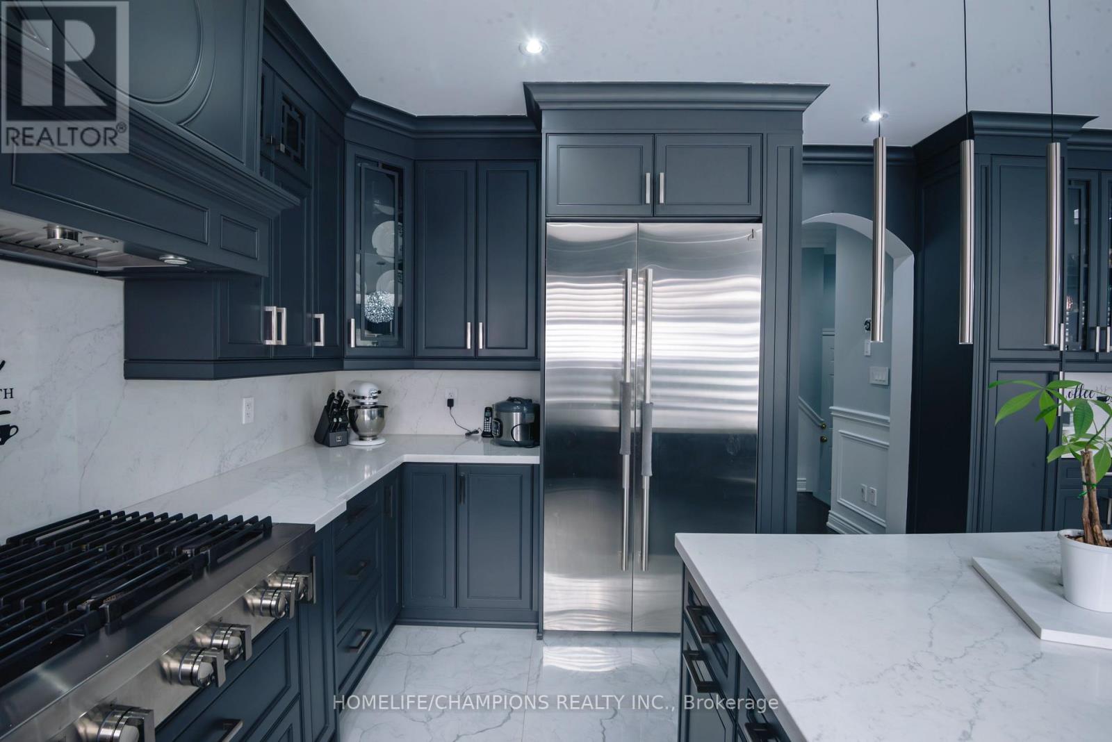 105 Braith Crescent, Whitchurch-Stouffville, Ontario  L4A 0B9 - Photo 14 - N12901372