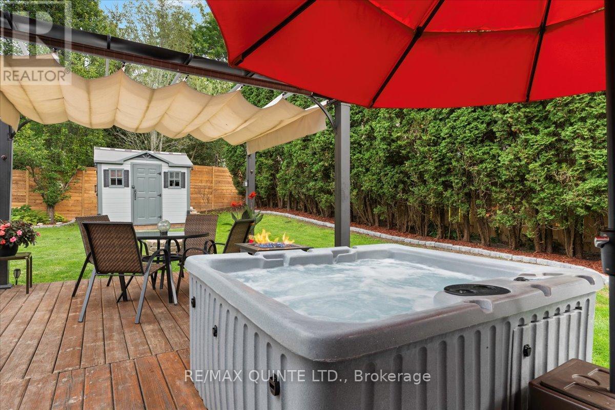 6 Nicholas Street, Prince Edward County (Picton), Ontario  K0K 2T0 - Photo 47 - X12901182