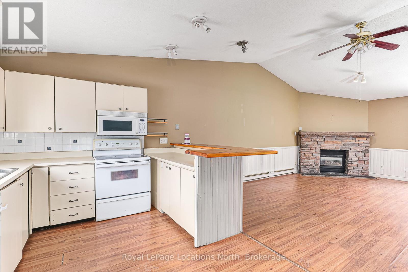 422 - 14 Dawson Drive, Collingwood, Ontario  L9Y 5B4 - Photo 19 - S12903248