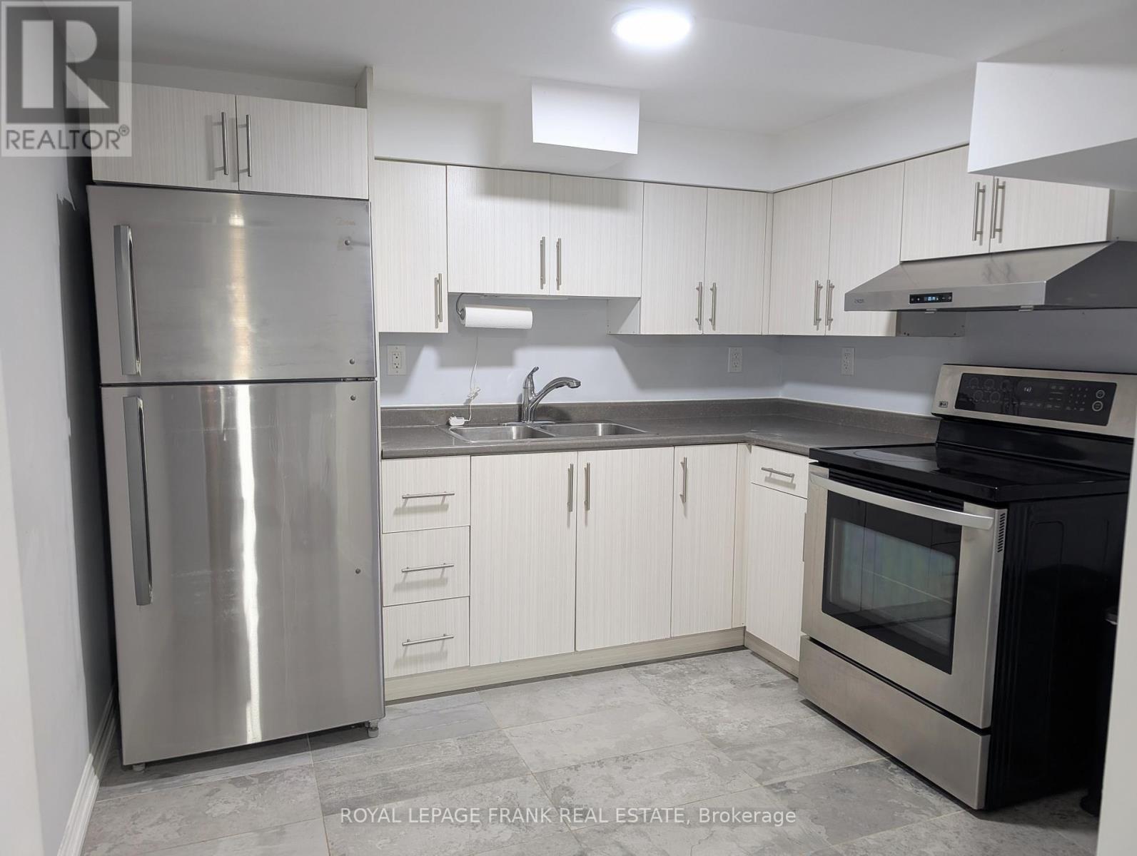 Bsmt - 99 Robinson Crescent, Whitby, Ontario  L1N 6W6 - Photo 7 - E12903126