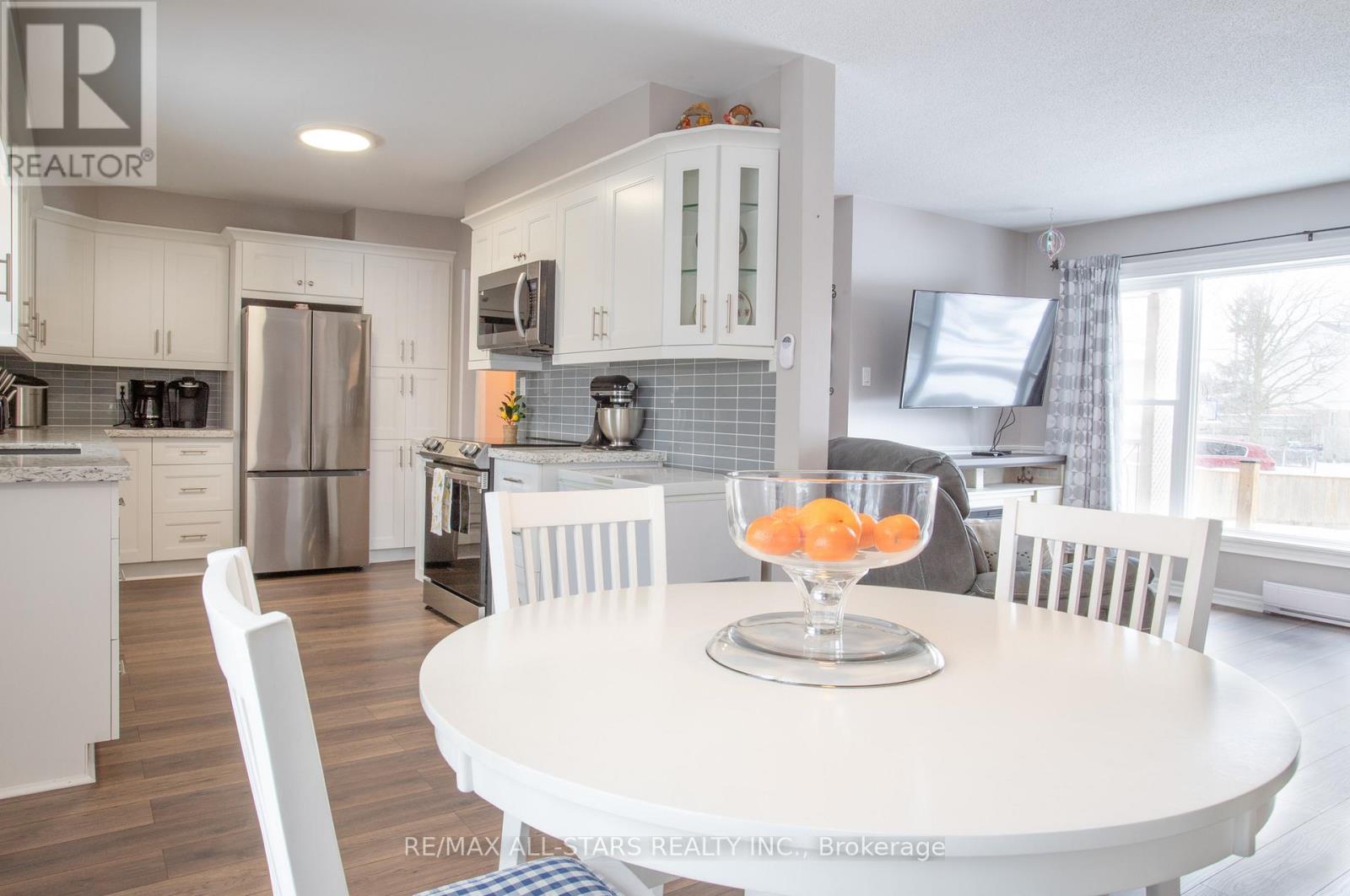 158 Blossom Court, Scugog, Ontario  L9L 1G5 - Photo 6 - E12903226