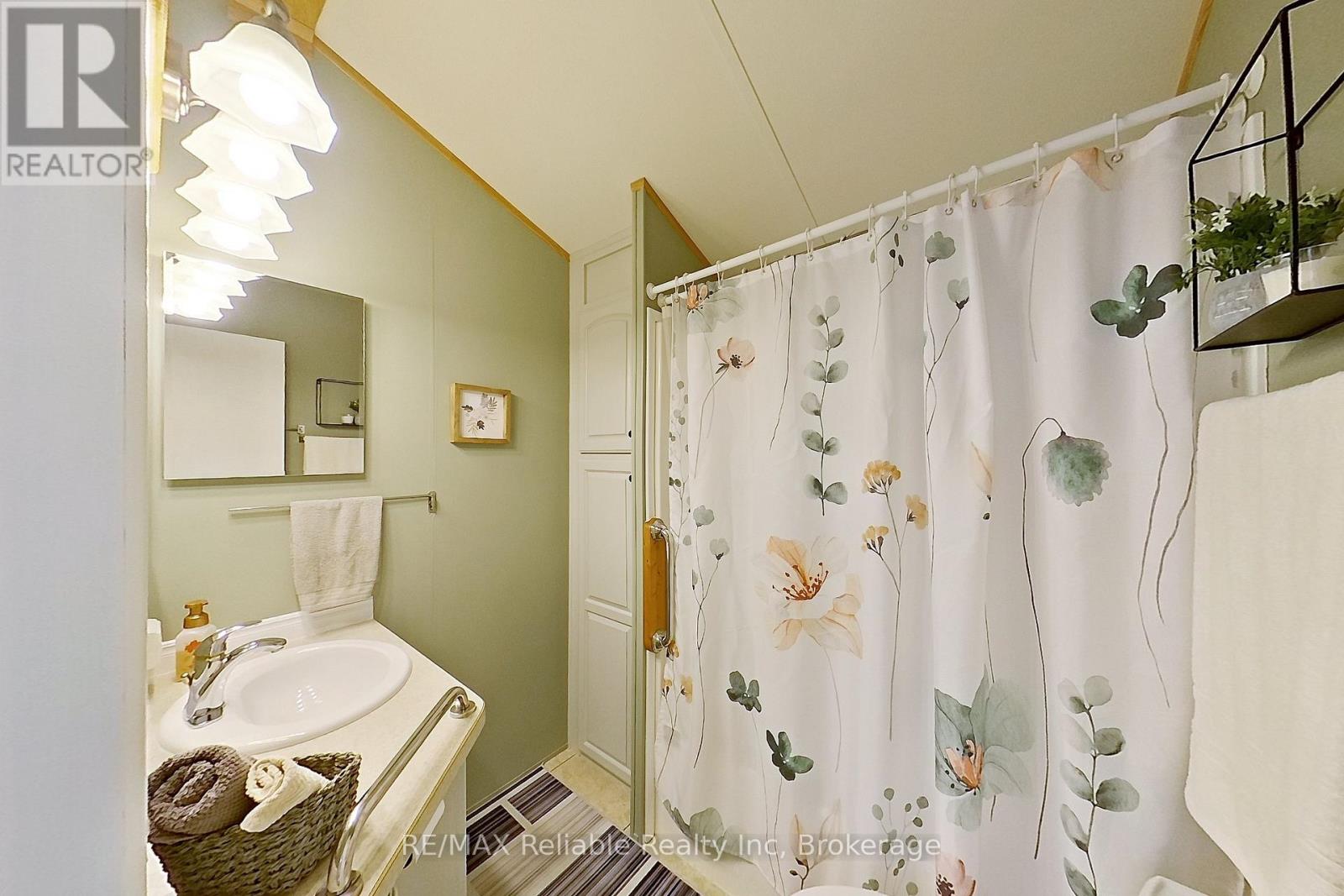 19 - 76735 Wildwood Line, Bluewater (Stanley), Ontario  N0M 1G0 - Photo 24 - X12903184