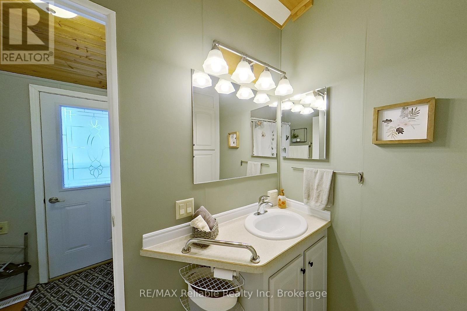 19 - 76735 Wildwood Line, Bluewater (Stanley), Ontario  N0M 1G0 - Photo 25 - X12903184