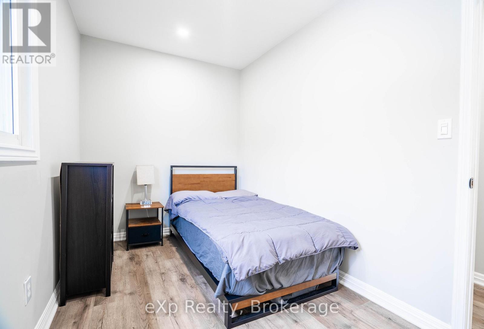 170 Francis Drive, Georgian Bluffs, Ontario N0H 2K0 - Photo 28 - X12903240