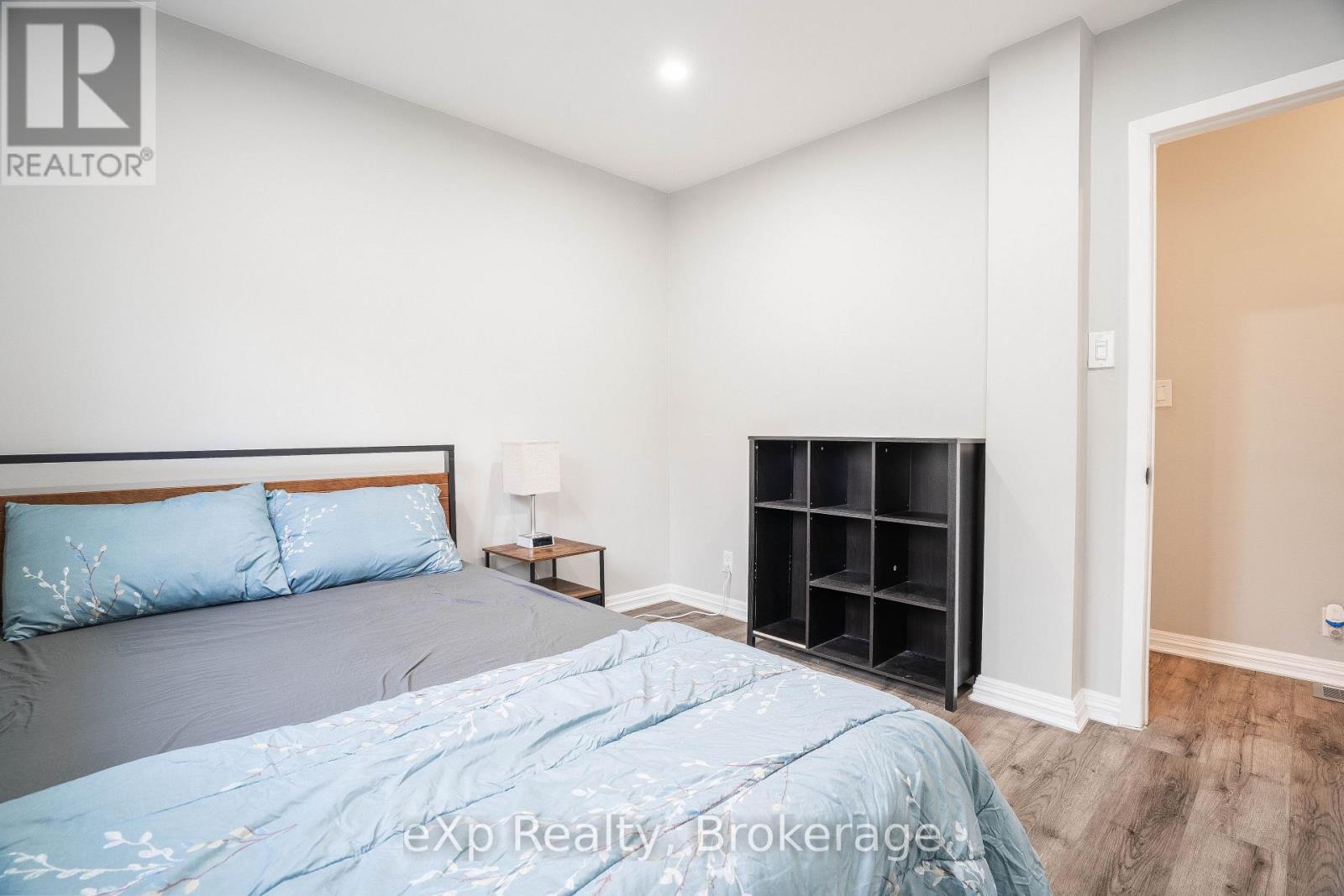 170 Francis Drive, Georgian Bluffs, Ontario N0H 2K0 - Photo 32 - X12903240