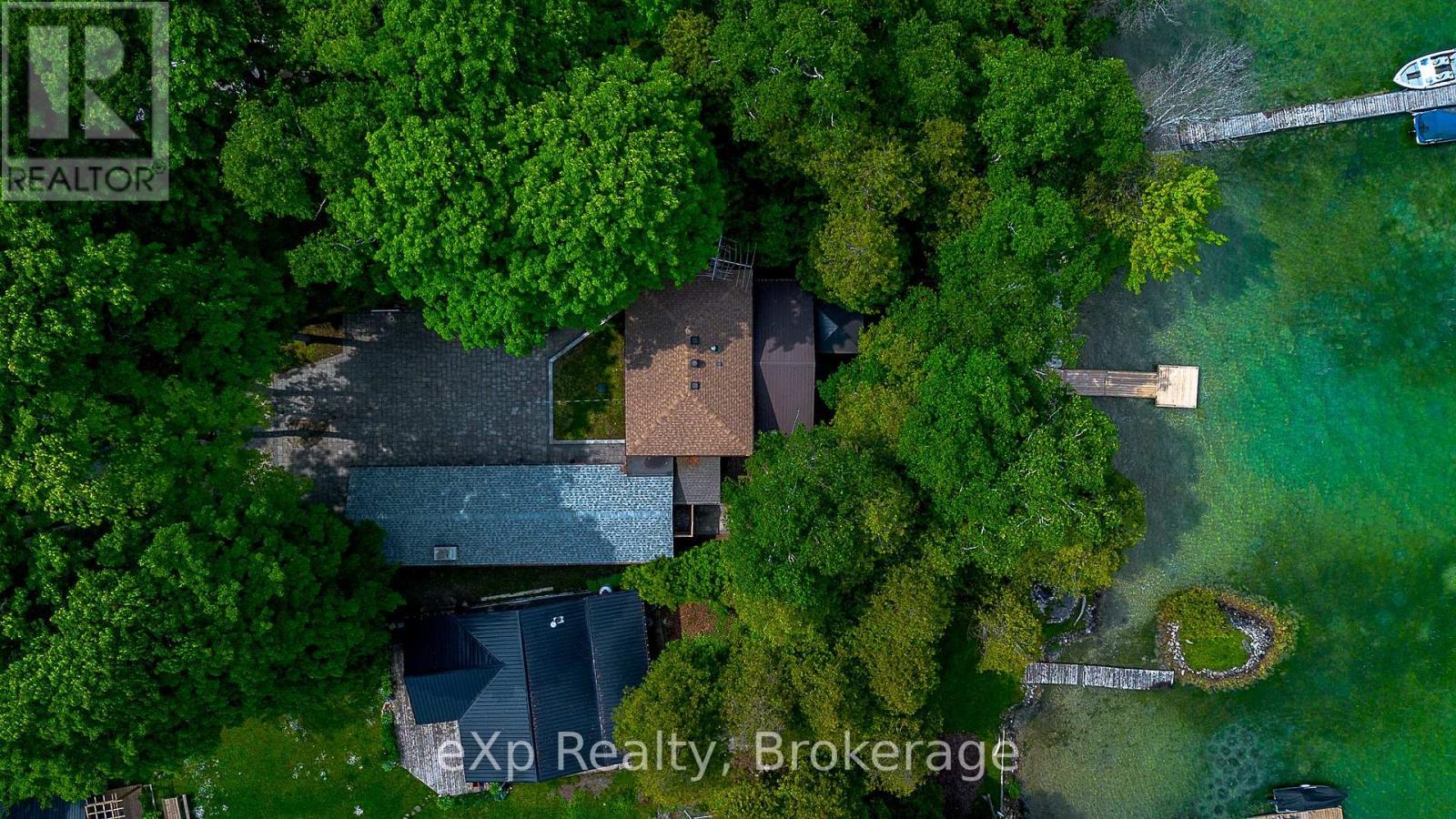 170 Francis Drive, Georgian Bluffs, Ontario N0H 2K0 - Photo 40 - X12903240