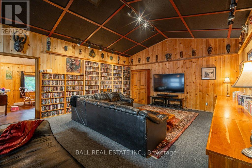 1329 Trappers Lane, Douro-Dummer, Ontario  K0L 2H0 - Photo 16 - X12903130