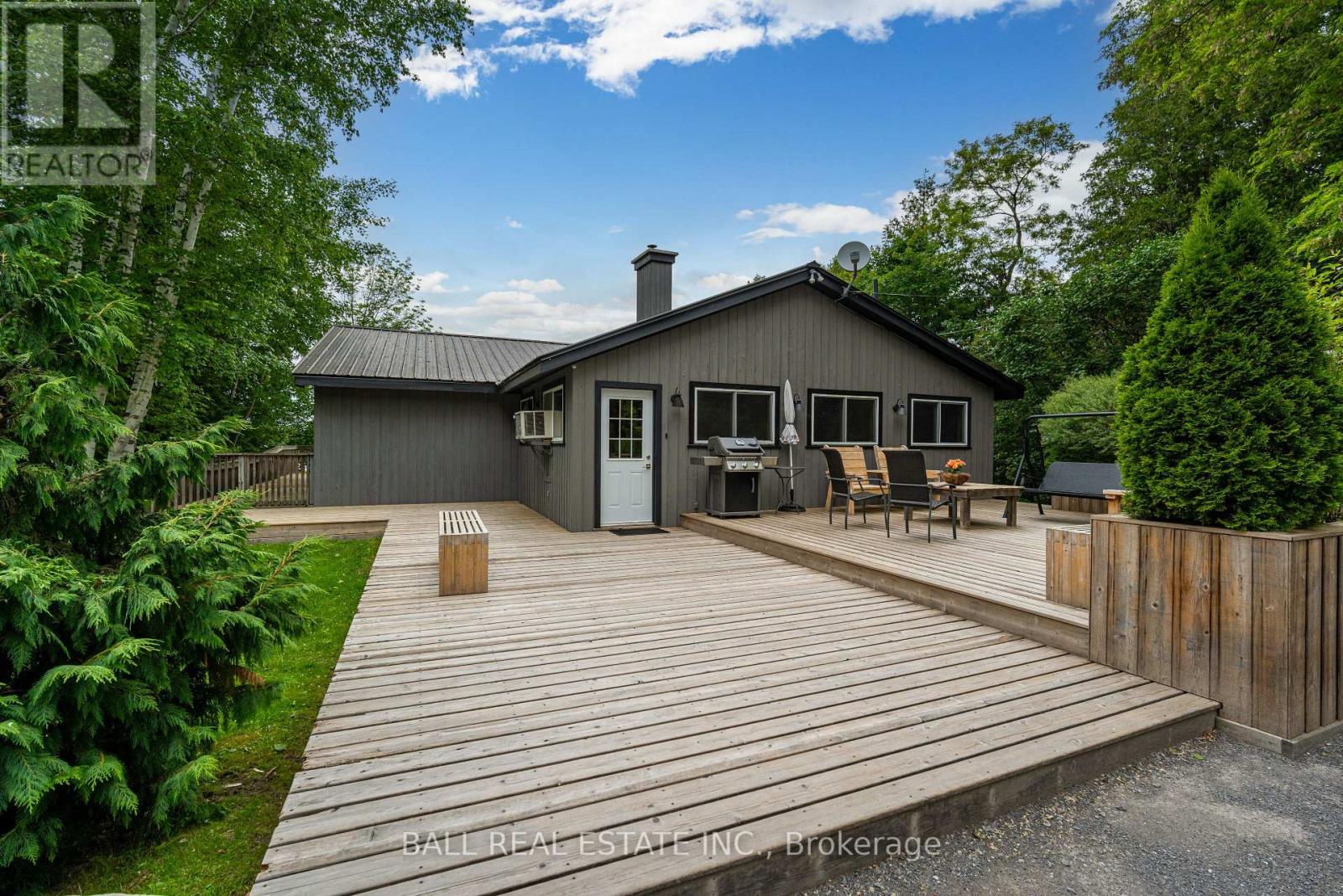 1329 Trappers Lane, Douro-Dummer, Ontario  K0L 2H0 - Photo 24 - X12903130