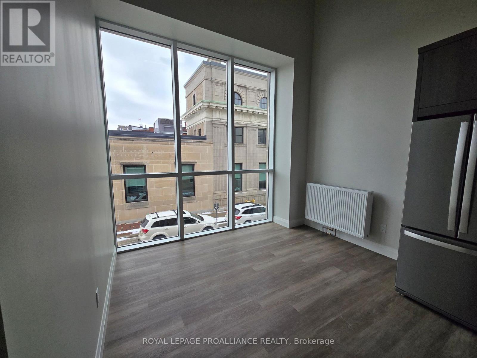 203 - 241 Front Street, Belleville, Ontario  K8N 2Z6 - Photo 11 - X12903292