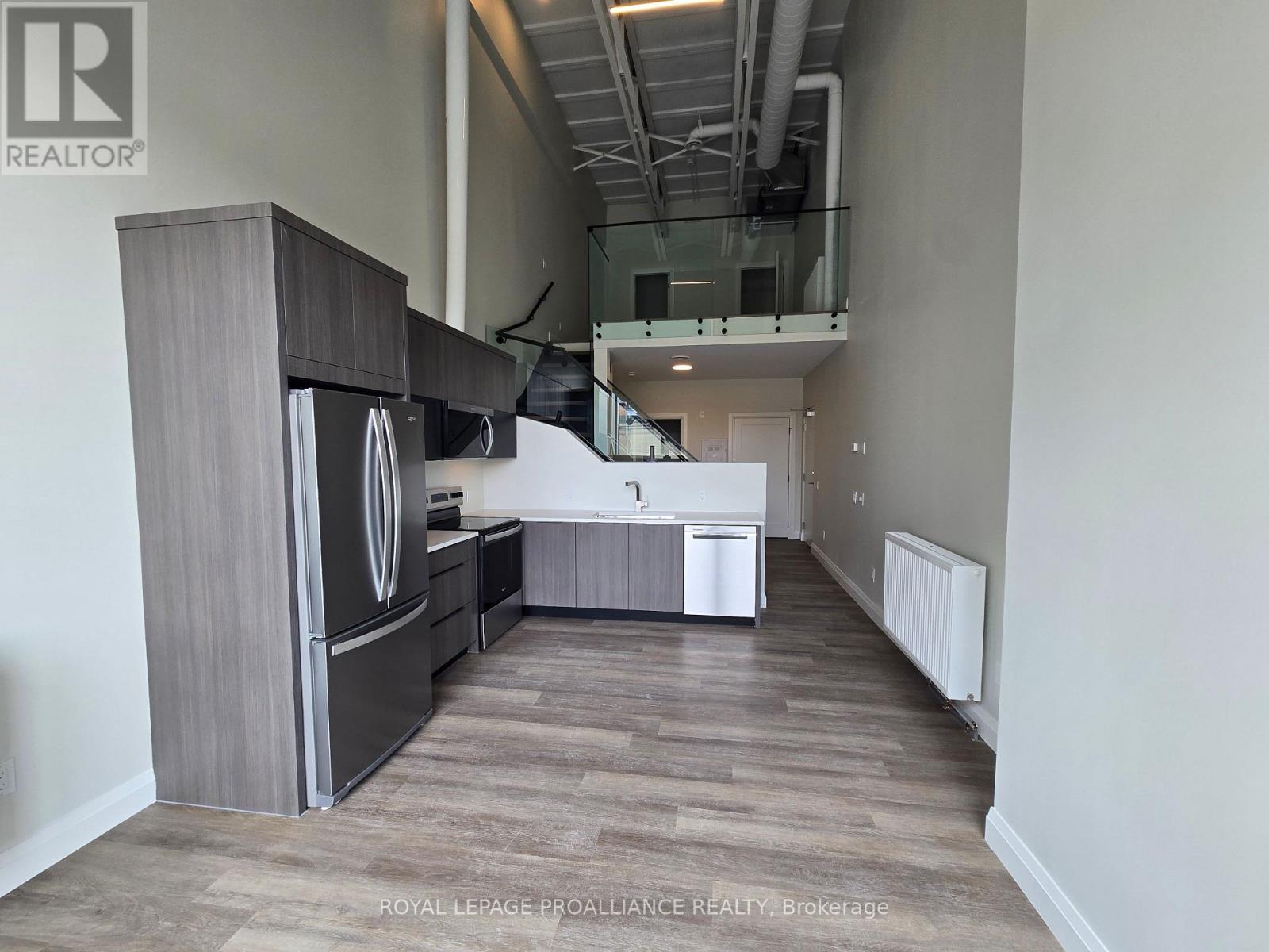 203 - 241 Front Street, Belleville, Ontario  K8N 2Z6 - Photo 12 - X12903292