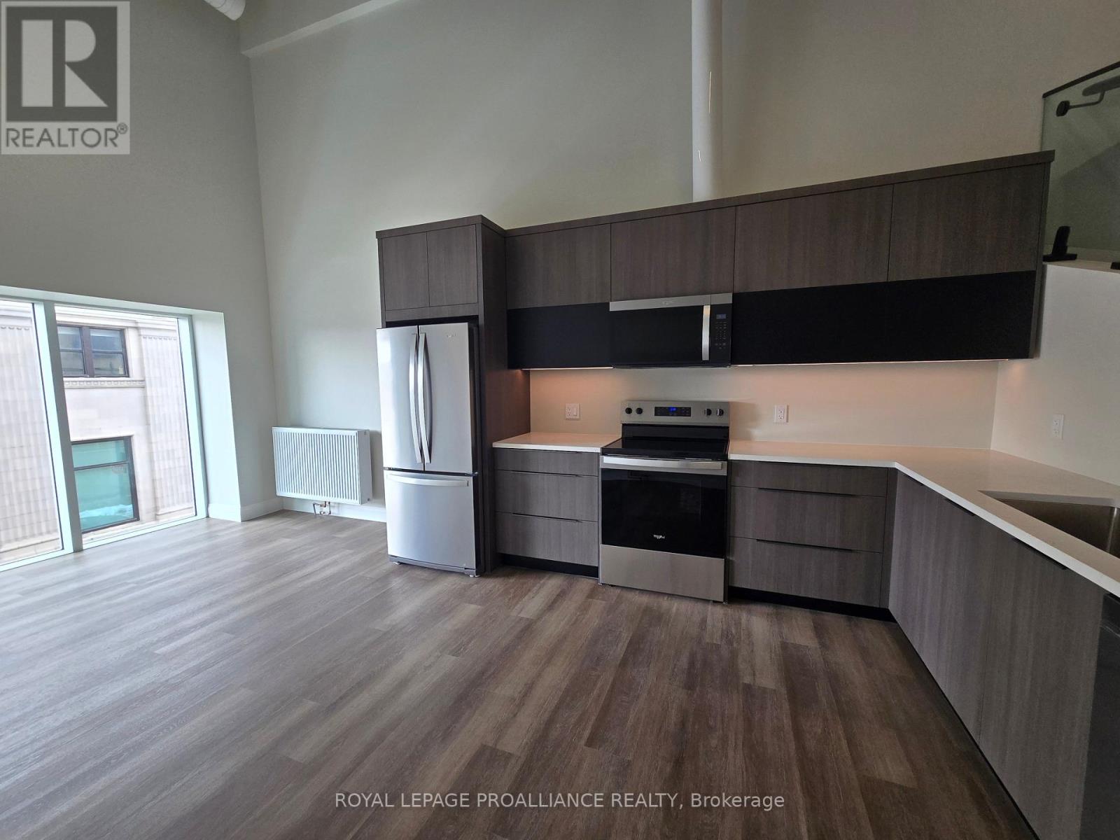 205 - 241 Front Street, Belleville, Ontario  K8N 2Z6 - Photo 12 - X12903314