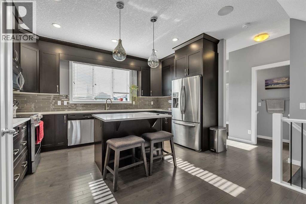 130 Heritage Drive, Cochrane, Alberta  T4C 0Y3 - Photo 11 - A2294067