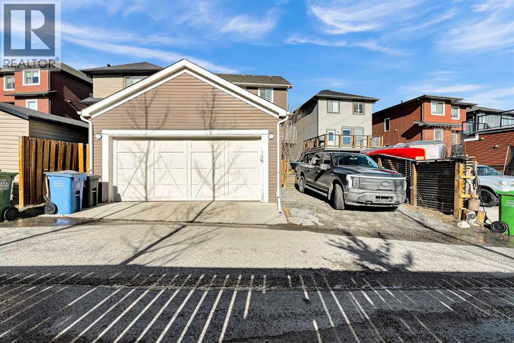 130 Heritage Drive, Cochrane, Alberta  T4C 0Y3 - Photo 36 - A2294067