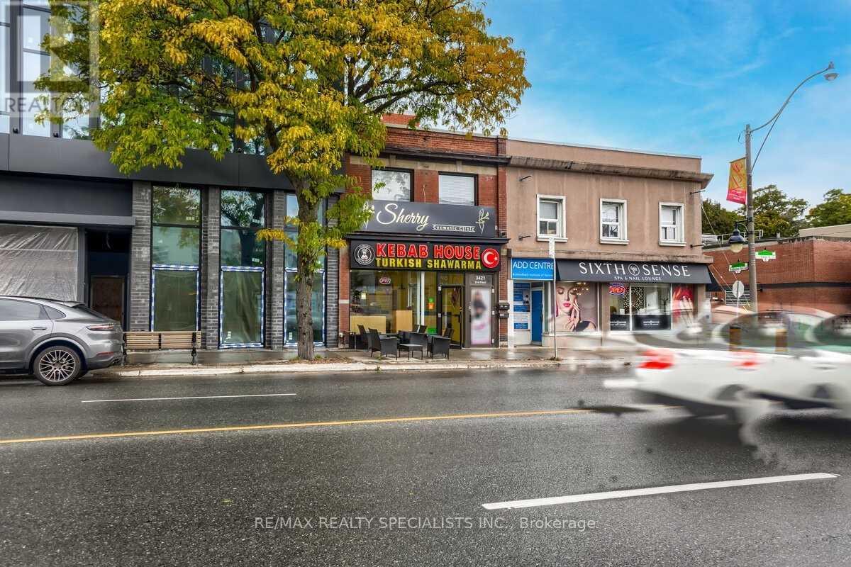 3421 Yonge Street, Toronto, Ontario  M4N 2N1 - Photo 1 - C12903086