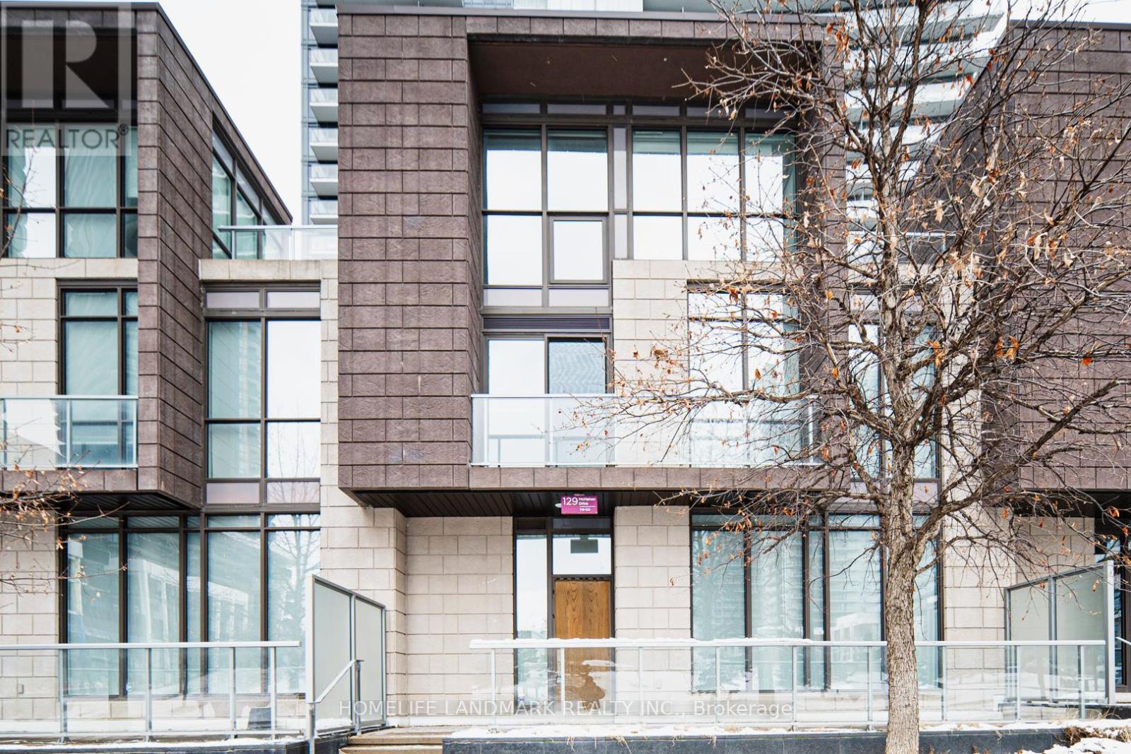 TH03 - 129 MCMAHON DRIVE, Toronto, Ontario
