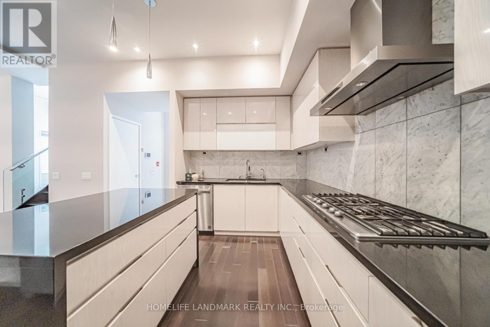 Th03 - 129 Mcmahon Drive, Toronto, Ontario  M2K 1C2 - Photo 10 - C12903146