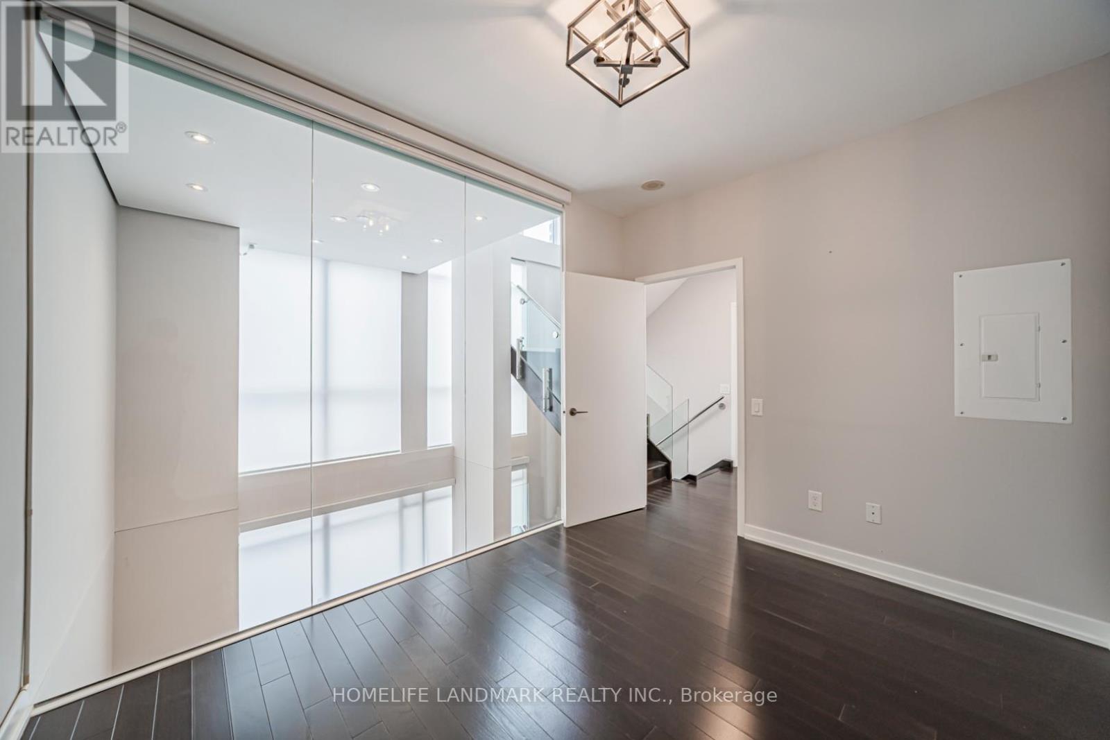 Th03 - 129 Mcmahon Drive, Toronto, Ontario  M2K 1C2 - Photo 30 - C12903146