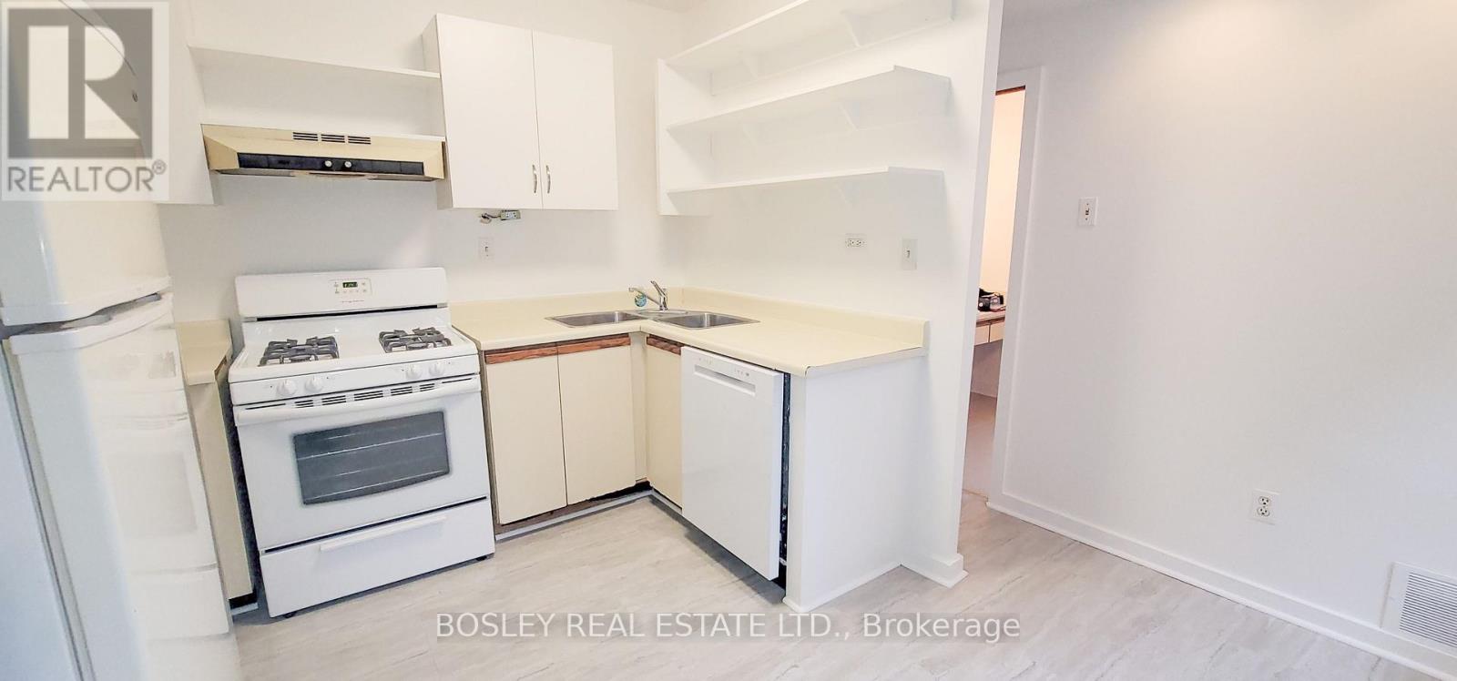 Upper - 31 Sword Street, Toronto, Ontario  M5A 3N3 - Photo 10 - C12903258