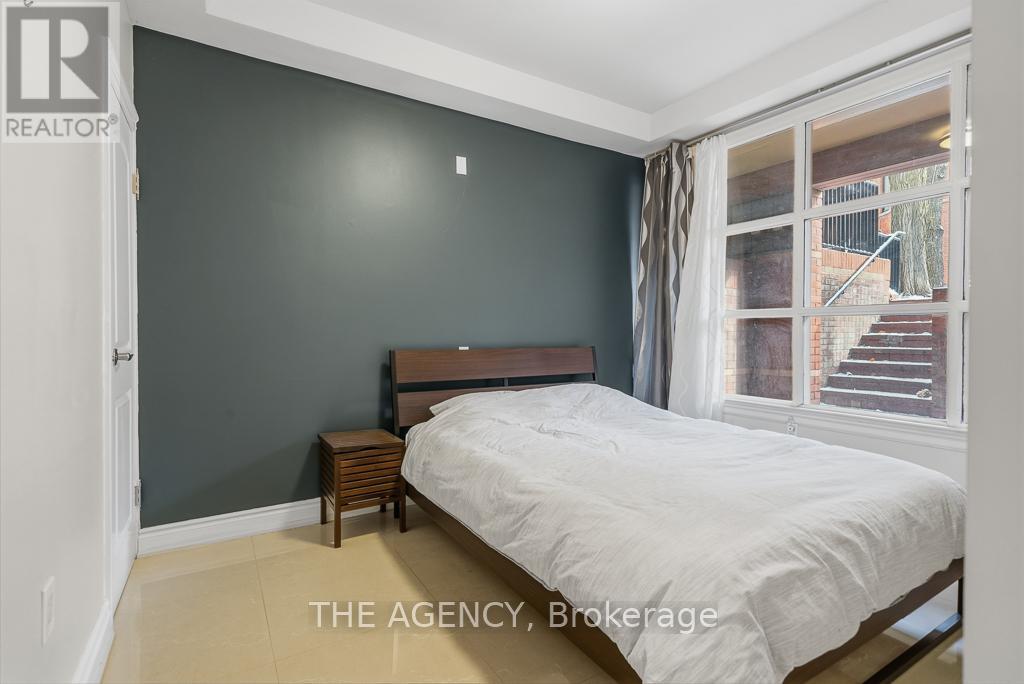 B&c - 116 Hazelton Avenue, Toronto, Ontario  M5R 2E5 - Photo 14 - C12903280