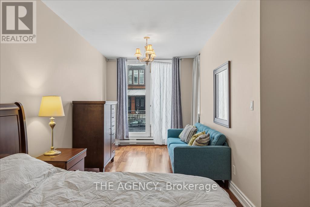 B&c - 116 Hazelton Avenue, Toronto, Ontario  M5R 2E5 - Photo 17 - C12903280