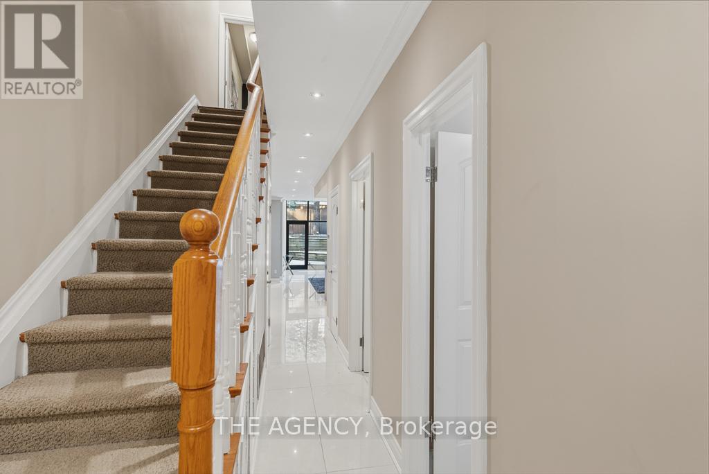 B&c - 116 Hazelton Avenue, Toronto, Ontario  M5R 2E5 - Photo 4 - C12903280