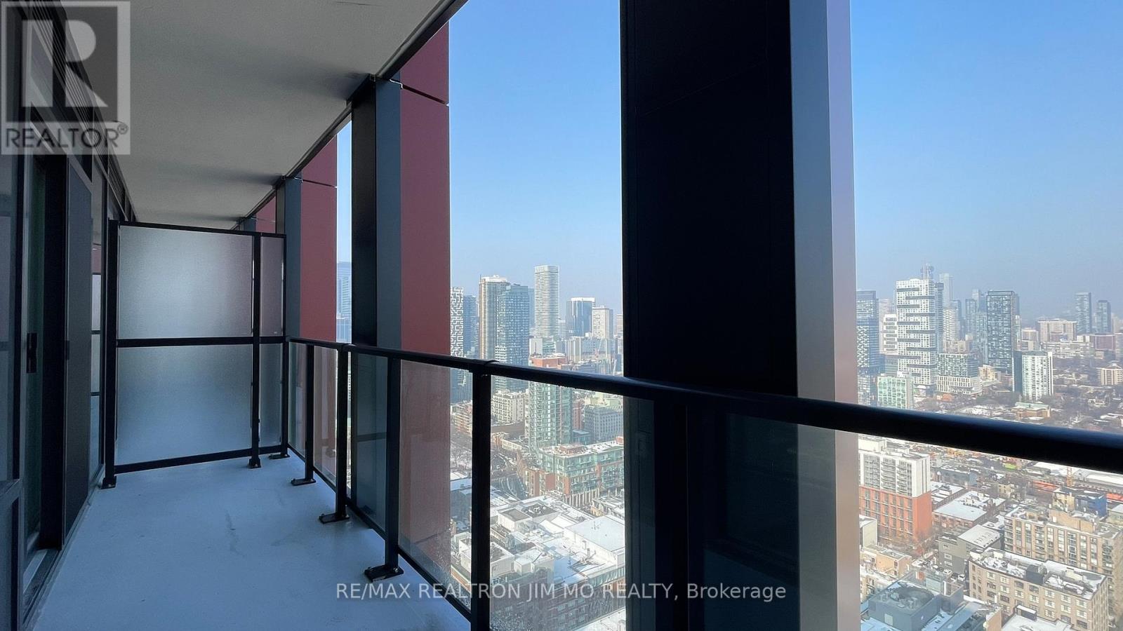 4316 - 180 Front Street E, Toronto, Ontario  M5K 0A9 - Photo 14 - C12903294