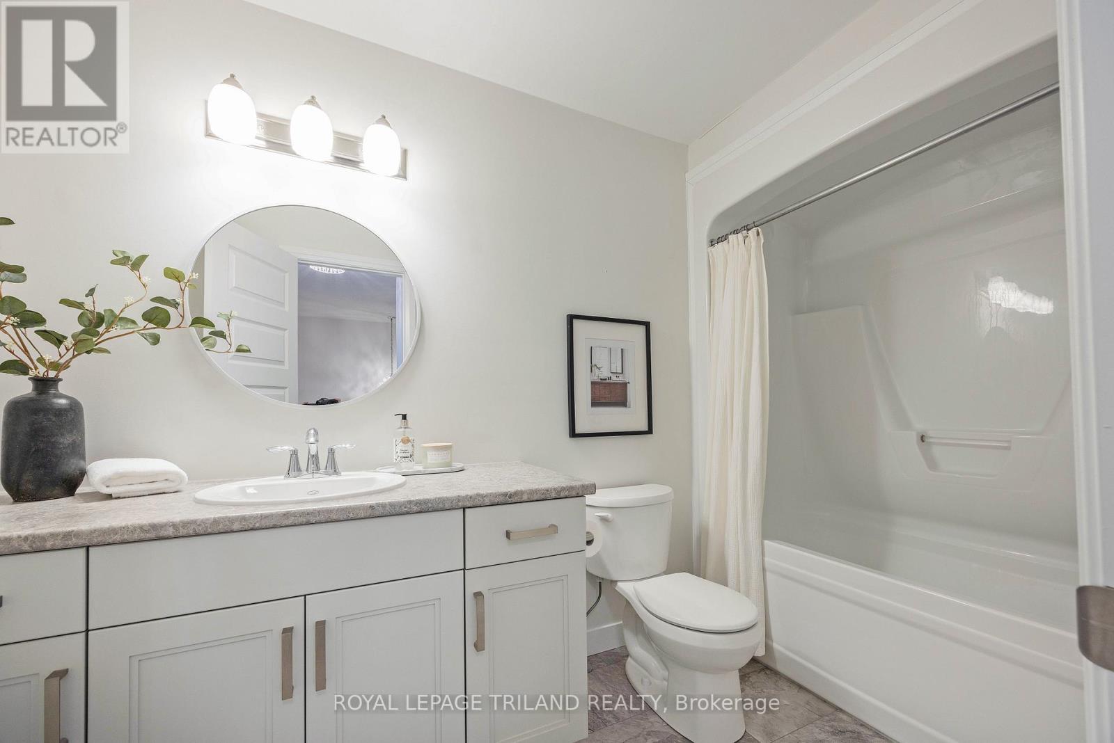 17 - 1110 Meadowlark Ridge, London South, Ontario  N6M 0H4 - Photo 27 - X12903246