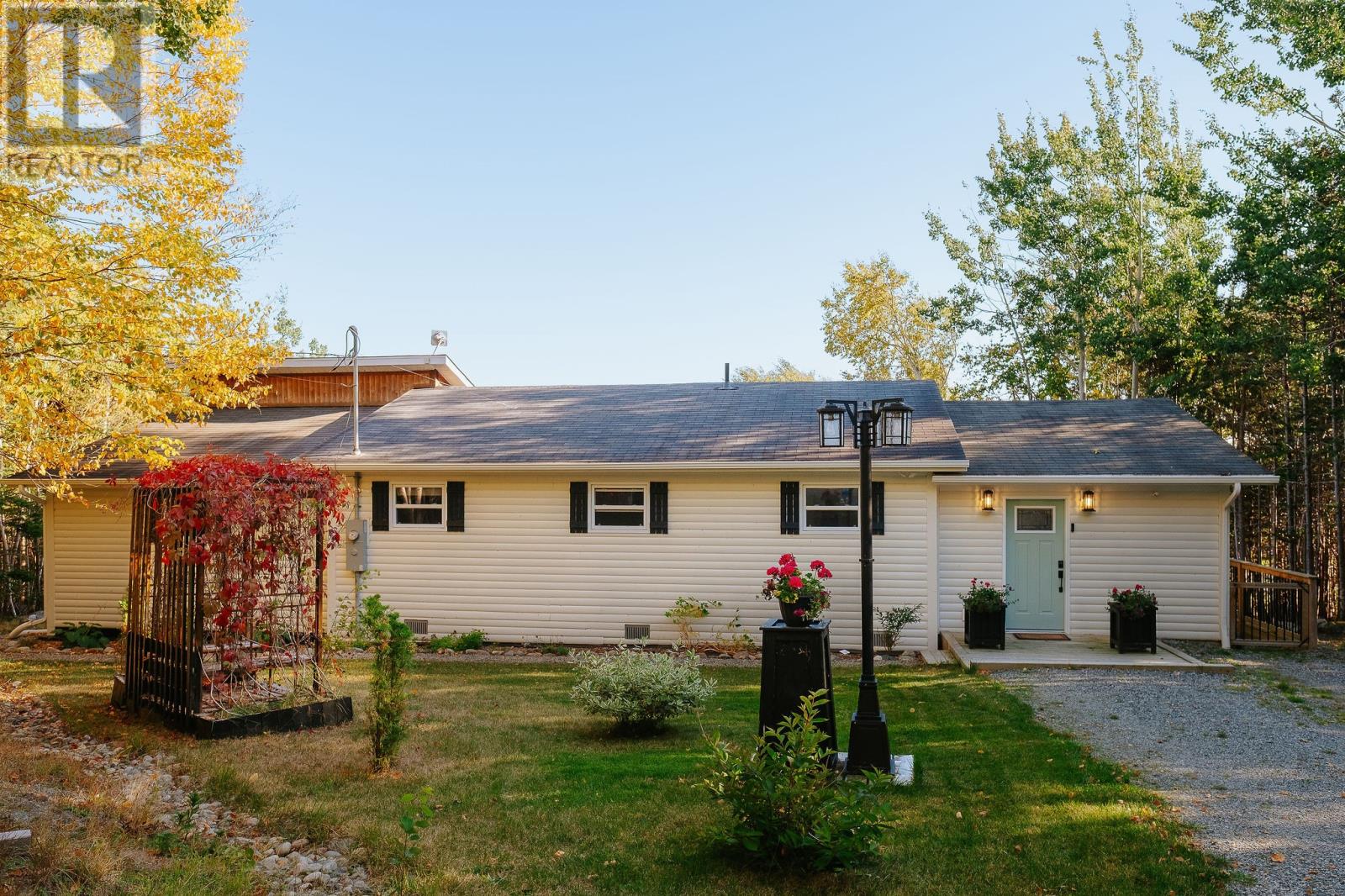 14 Tuxedo Road, Square Pond, Newfoundland & Labrador